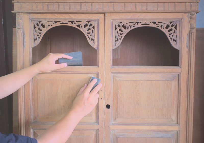 Traditional Cabinet Refinishing